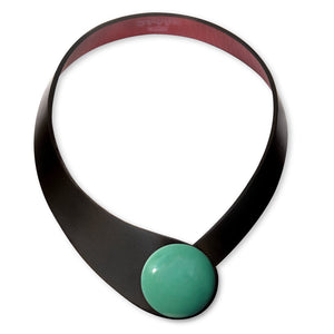 Collana pelle nera + bottone ceramica splash