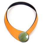 Load image into Gallery viewer, Albaricoque Leather Necklace + Ceramic Button
