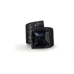Carica l&#39;immagine nel visualizzatore di Gallery, Squared Button, Crossed Bracelet, Crocodile Printed Leather
